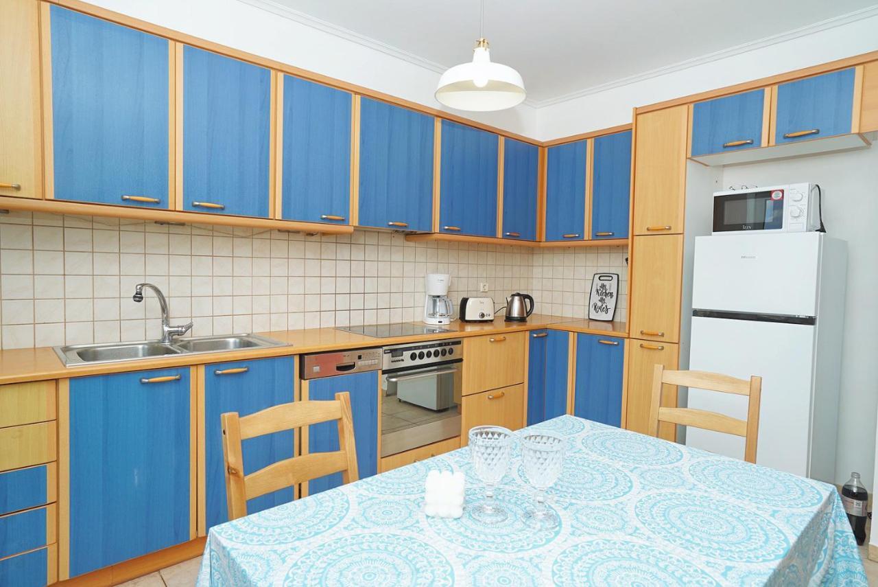 Cozy Fairytal Garden Apartment, Family Friendly, Free Parking, 15 Min To Airport Афины Экстерьер фото