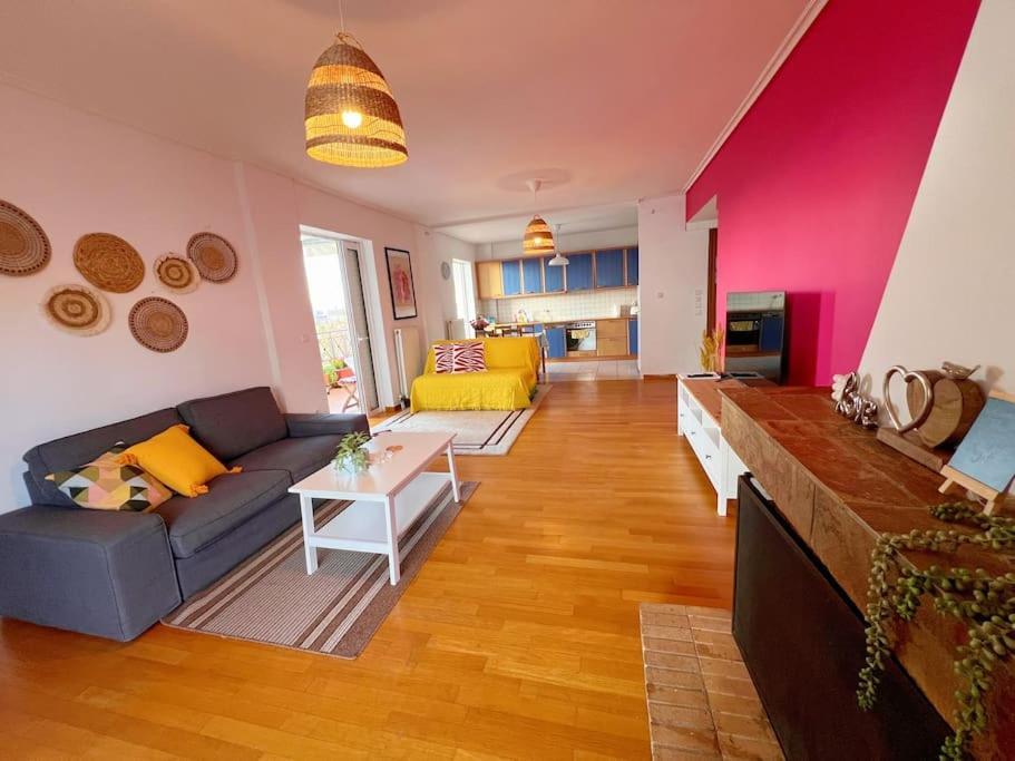Cozy Fairytal Garden Apartment, Family Friendly, Free Parking, 15 Min To Airport Афины Экстерьер фото