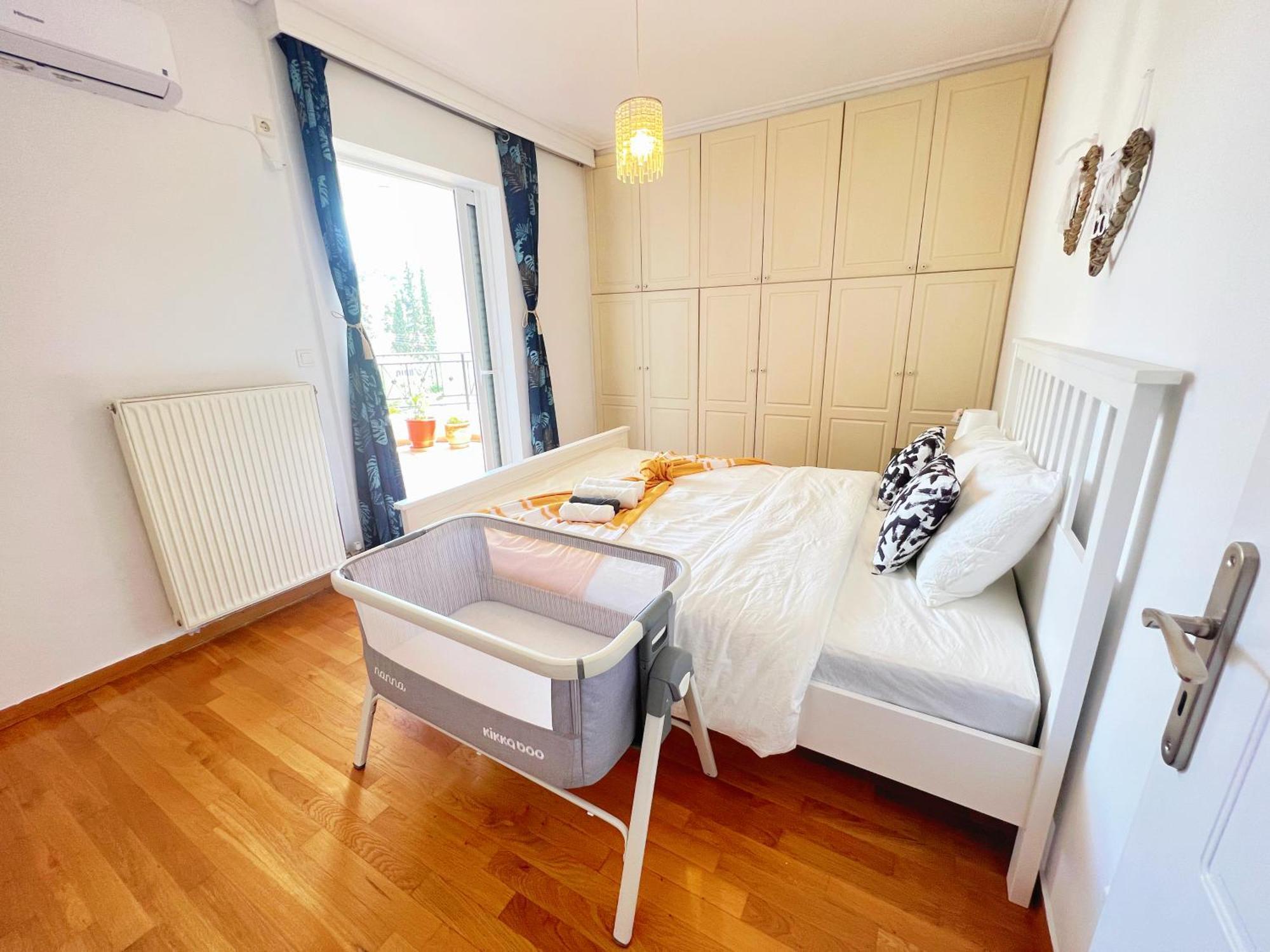 Cozy Fairytal Garden Apartment, Family Friendly, Free Parking, 15 Min To Airport Афины Экстерьер фото